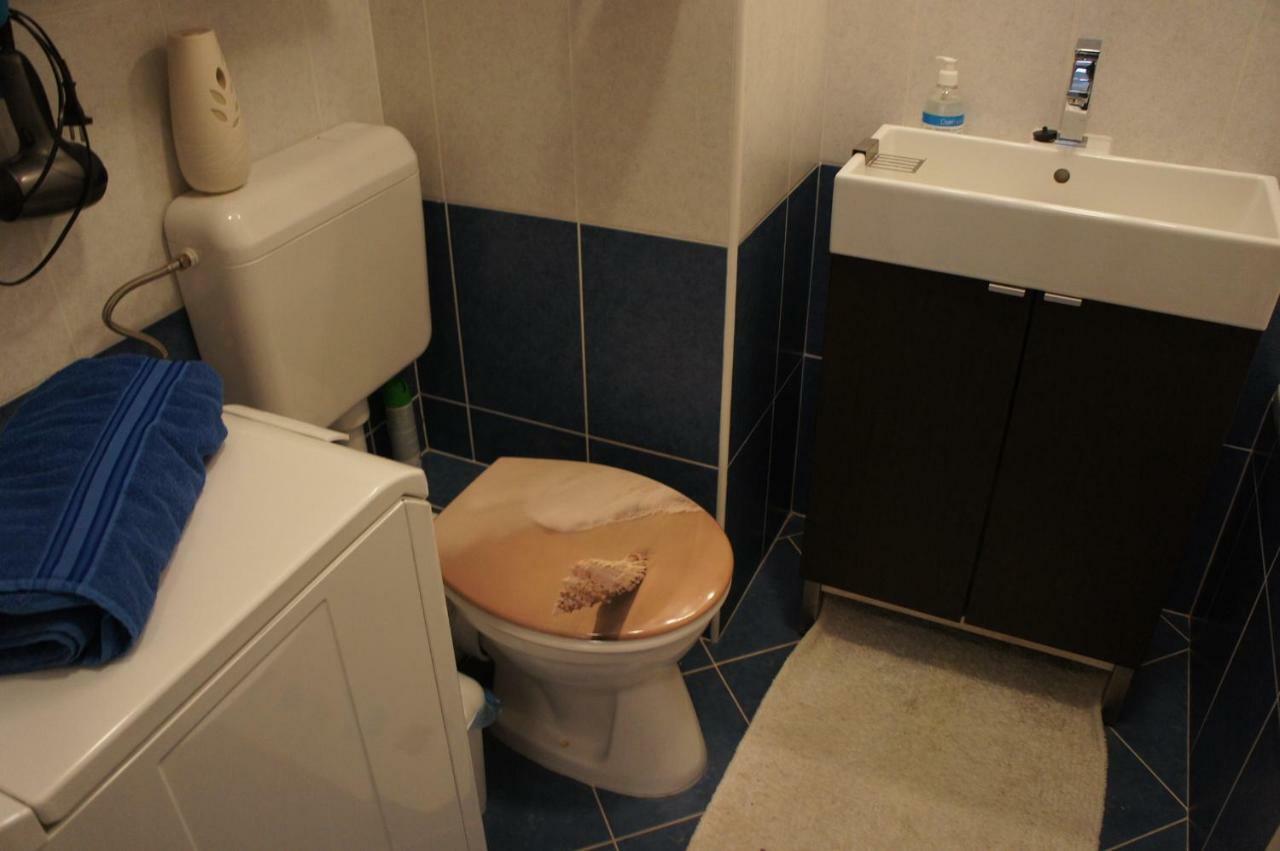 Viktoria Apartmanok Шиофок Экстерьер фото